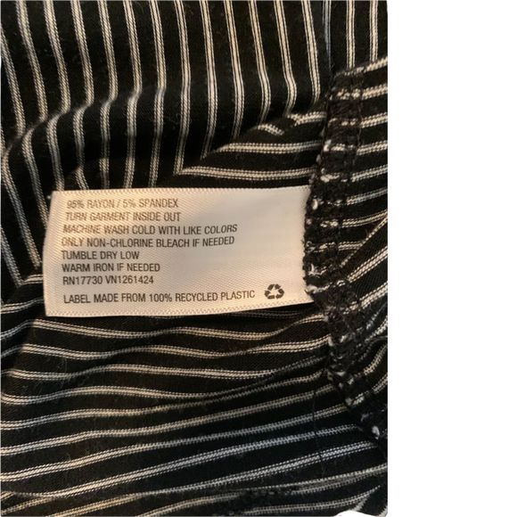 Mossimo Black White Striped T-Front Top S (A-121) - Picture 5 of 8